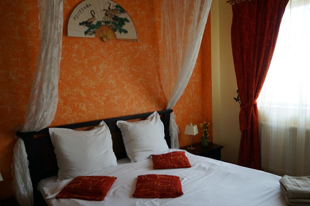 Agentia H Accommodation Бухарест Экстерьер фото